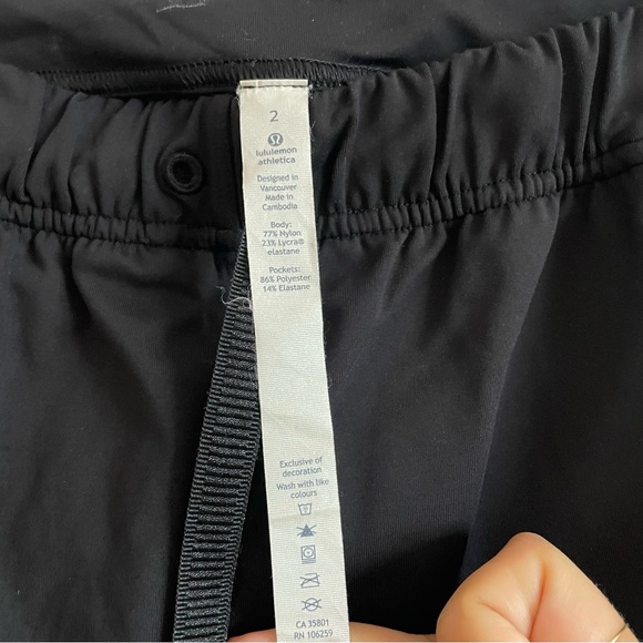Lululemon Dropt Workout Pants in Black Size 2 - Picture 7 of 11